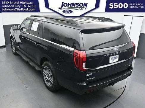 Used 2025 Ford Expedition Max Active AWD/4WD image 24