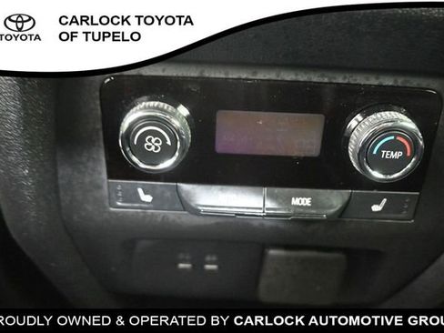 Used 2025 Chevrolet Traverse RS w/ LPO, Cargo Package FWD image 35