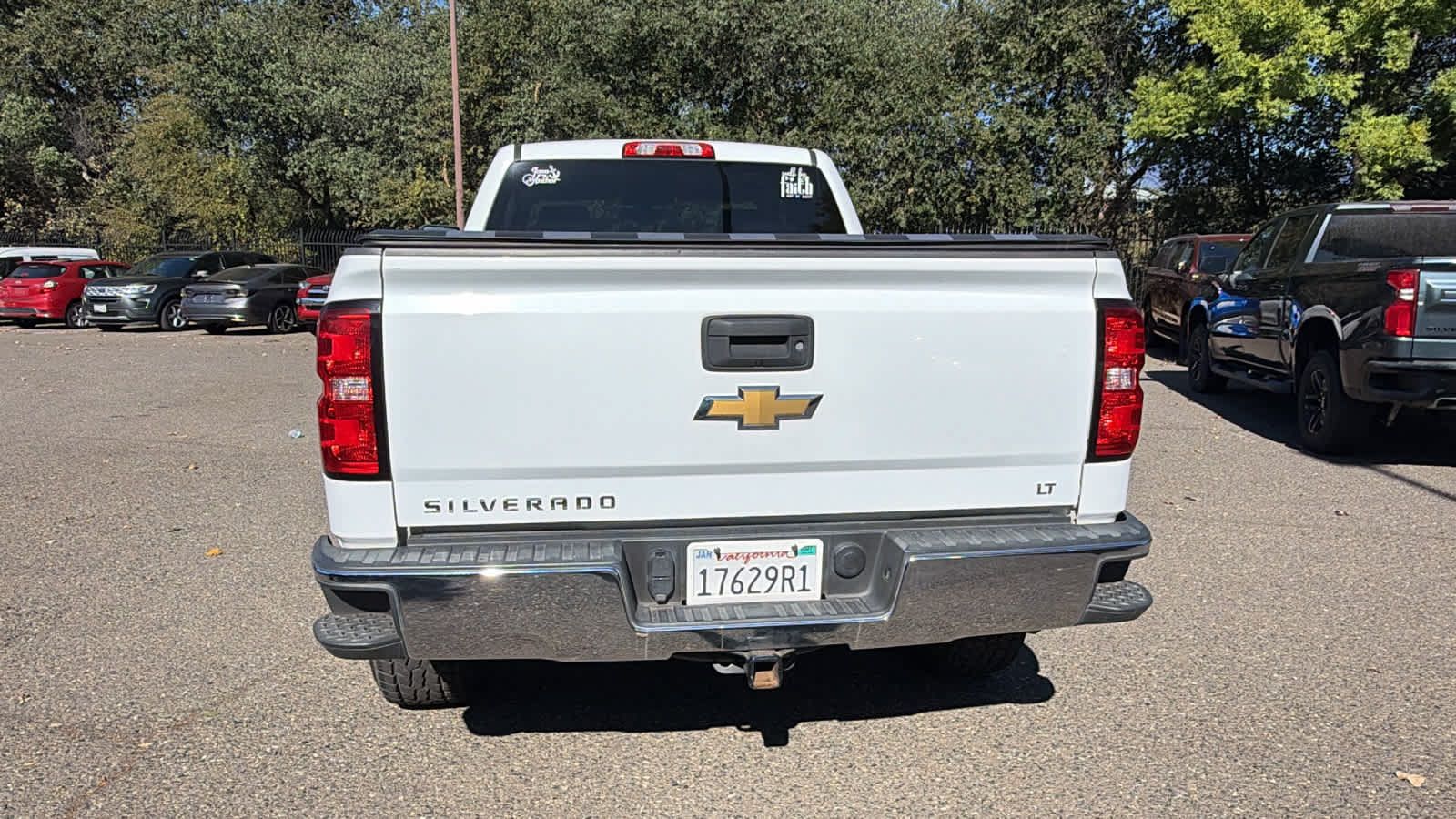 Used 2018 Chevrolet Silverado 1500 LT w/ Trailering Package AWD/4WD image 6
