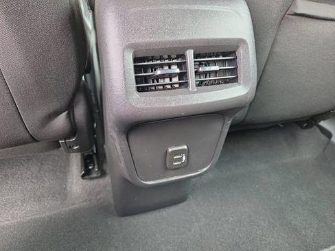 Certified 2023 Chevrolet Equinox LS AWD/4WD image 29