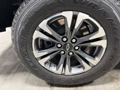 Used 2021 Chevrolet Colorado Z71 image 40