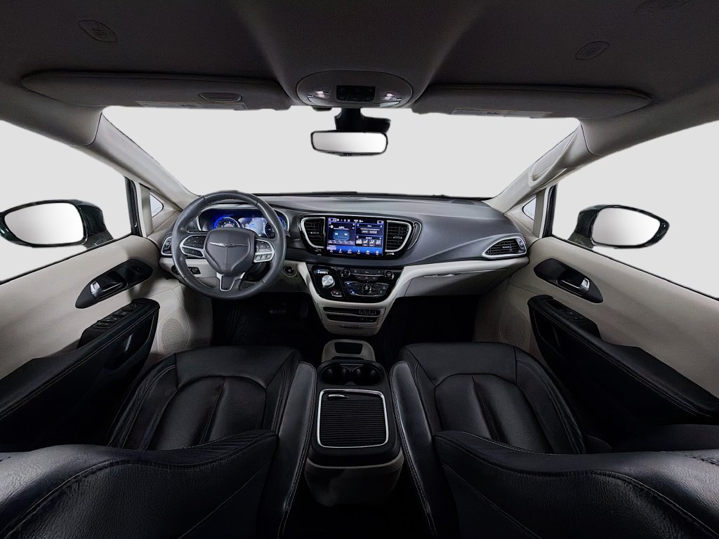 Used 2022 Chrysler Pacifica Touring-L FWD image 9