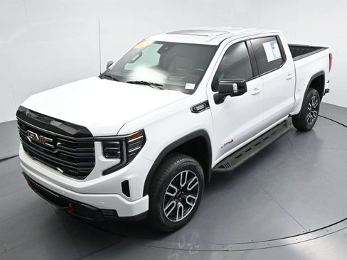 Used 2025 GMC Sierra 1500 AT4 w/ AT4 Premium Package AWD/4WD image 41