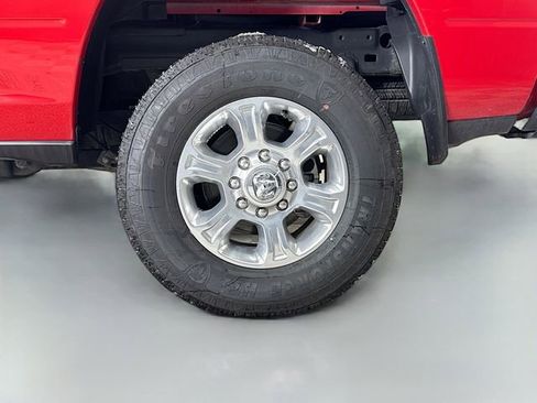 Used 2024 RAM 2500 Big Horn w/ Bed Utility Group image 28