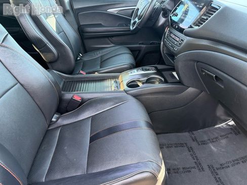 Used 2023 Honda Passport TrailSport image 30