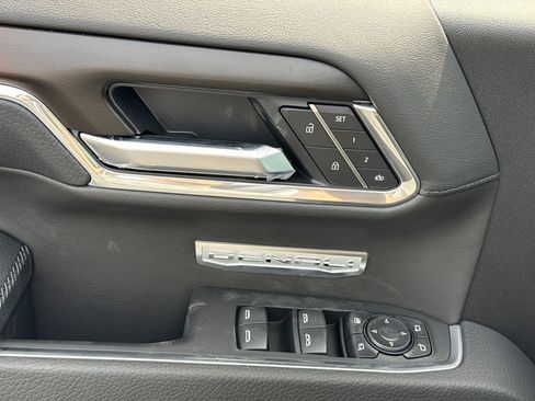 New 2026 GMC Sierra 1500 Denali AWD/4WD image 17