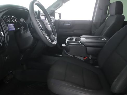 Used 2021 Chevrolet Silverado 1500 Custom Trail Boss w/ Safety Confidence Package AWD/4WD image 16