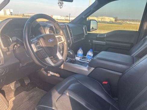 Used 2018 Ford F150 Platinum w/ Equipment Group 701A Luxury image 11