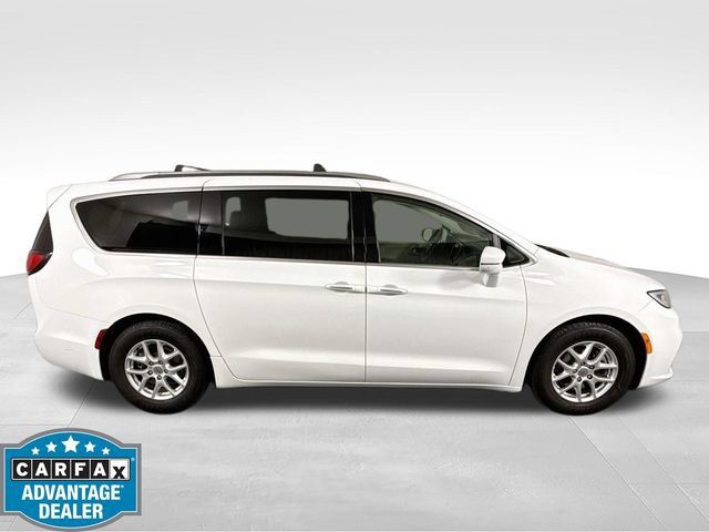 Used 2021 Chrysler Pacifica Touring-L FWD image 8