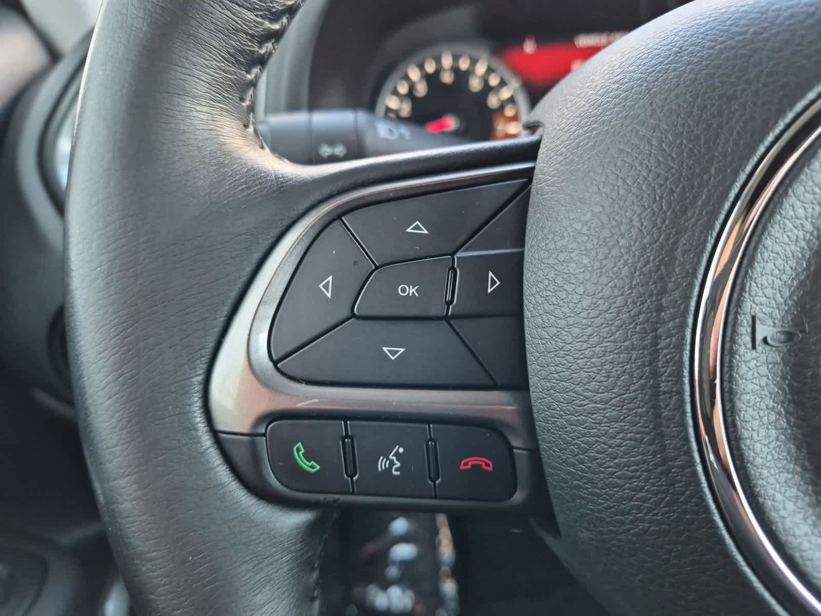 Used 2020 Jeep Renegade Limited AWD/4WD image 25