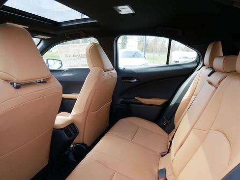 New 2026 Lexus UX 300h AWD image 11