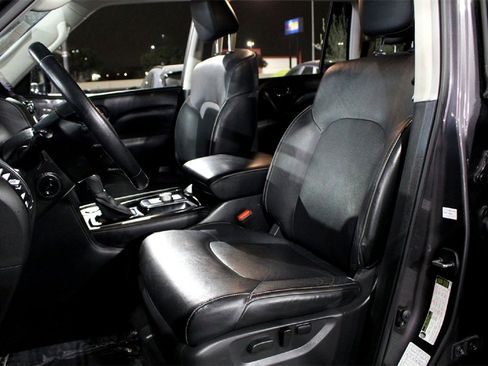 Used 2024 INFINITI QX80 Luxe image 10