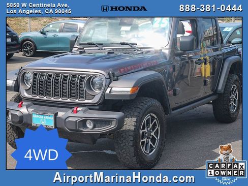 Used 2025 Jeep Wrangler Unlimited Rubicon AWD/4WD image 5