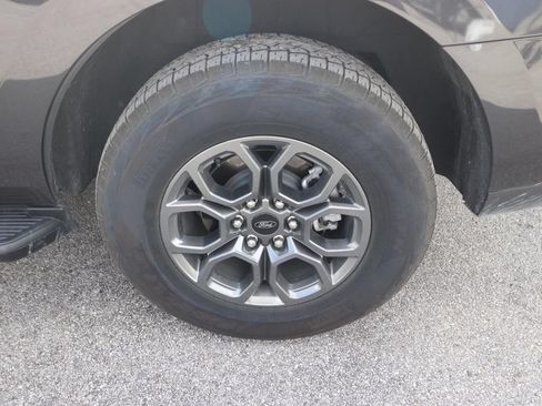 Used 2025 Ford Expedition Active RWD image 10