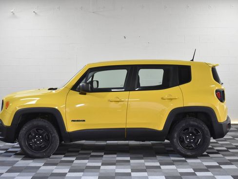 Used 2016 Jeep Renegade Sport w/ Power & Air Group image 2