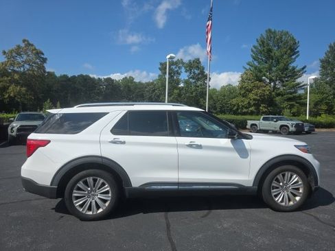 Used 2020 Ford Explorer Limited RWD image 9