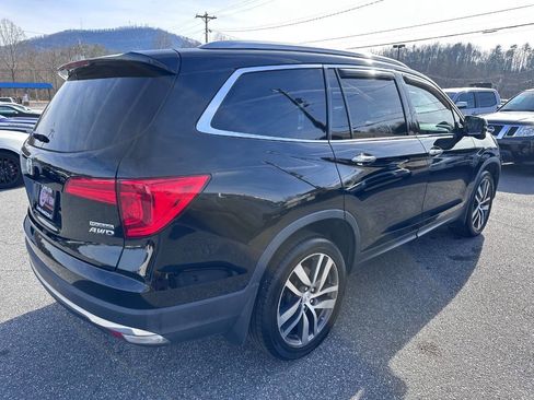 Used 2017 Honda Pilot Touring image 4