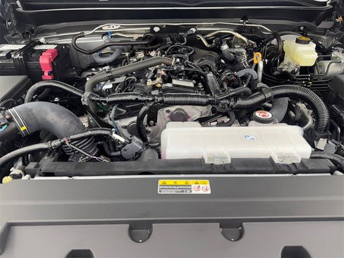 Used 2025 Toyota Tacoma SR5 image 77