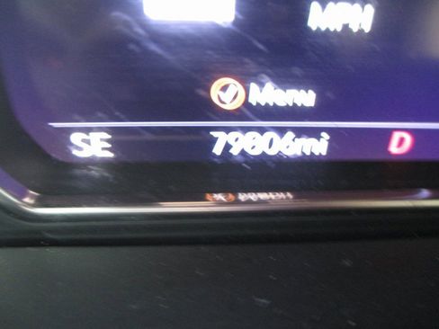 Used 2021 GMC Yukon XL Denali w/ Denali Premium Package image 34