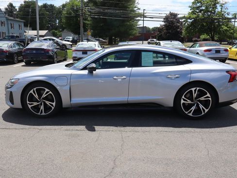 Used 2022 Audi e-tron GT Premium Plus AWD/4WD image 8