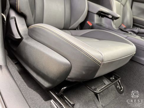 Used 2021 Subaru Crosstrek 2.5i Sport w/ Moonroof Package AWD/4WD image 27