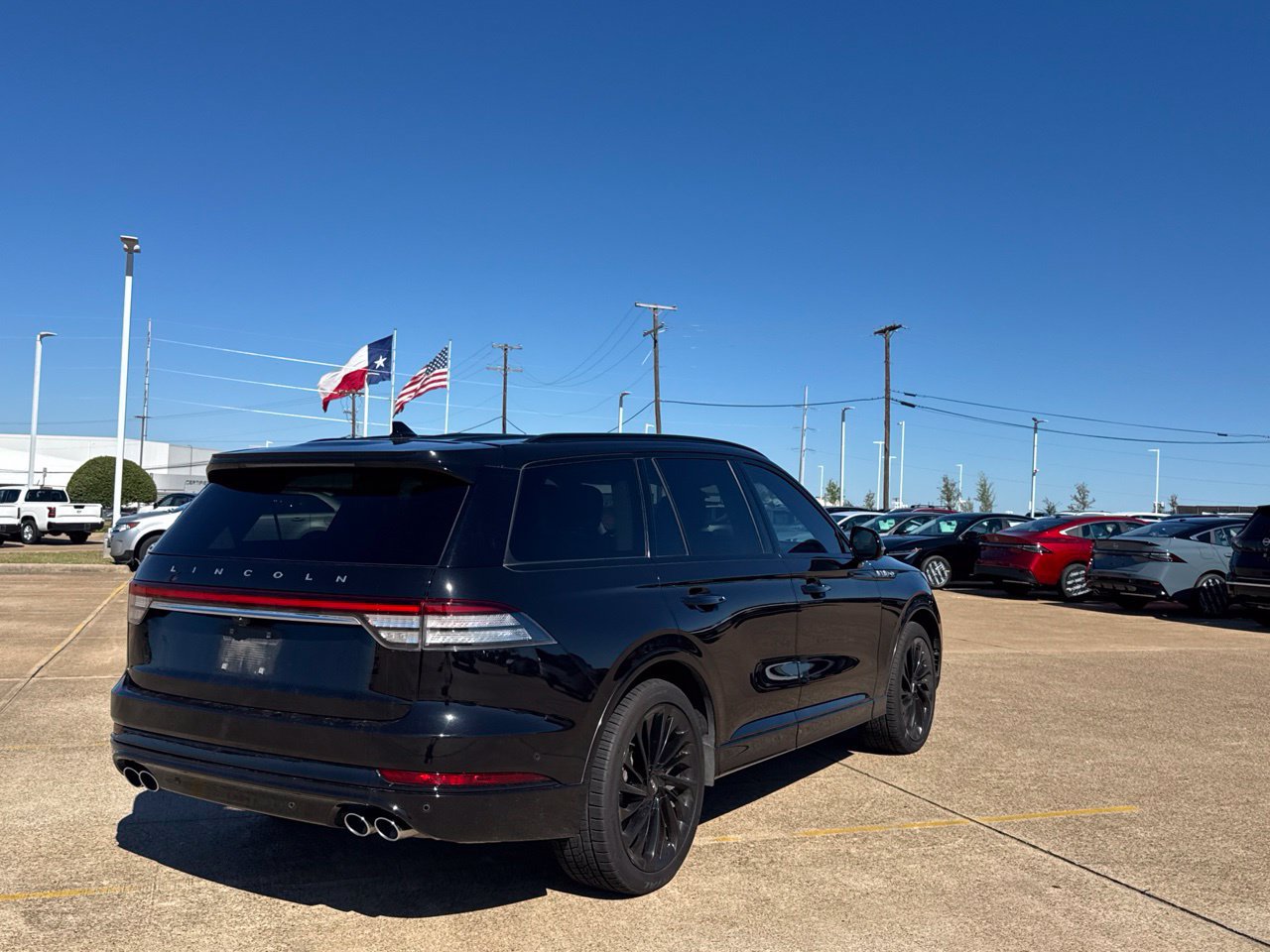 Used 2023 Lincoln Aviator Reserve w/ Equipment Group 201A RWD image 22