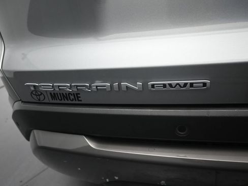 Used 2026 GMC Terrain Elevation AWD/4WD image 37