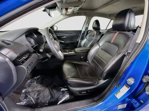 Used 2024 Nissan Sentra SR w/ SR Premium Package FWD image 22