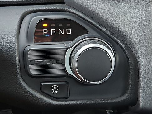 Used 2025 RAM 1500 Big Horn RWD image 26