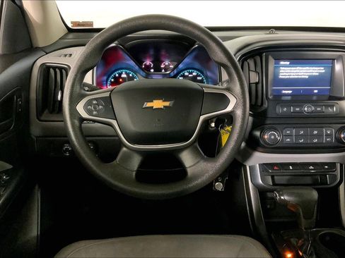 Used 2019 Chevrolet Colorado W/T w/ Custom Special Edition image 5