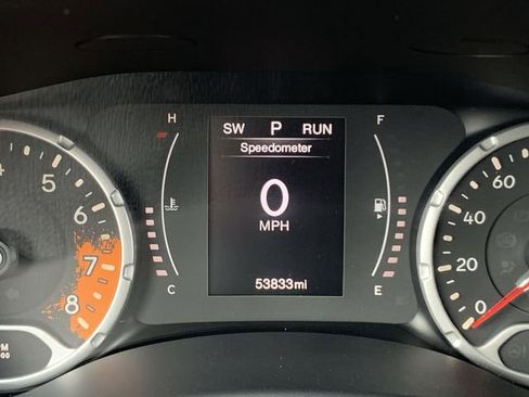 Used 2017 Jeep Renegade Sport w/ Power & Air Group FWD image 20