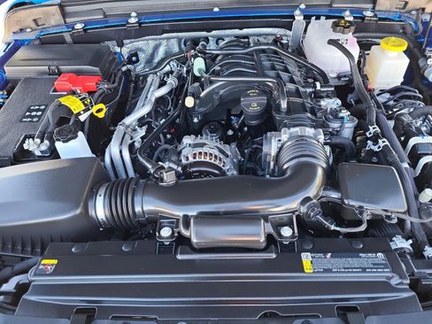 New 2025 Jeep Gladiator High Tide image 29