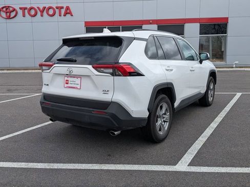 Used 2025 Toyota RAV4 XLE image 5