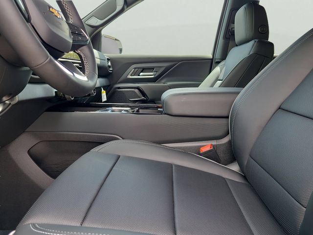 New 2026 Chevrolet Silverado EV LT w/ Plus Package AWD/4WD image 20