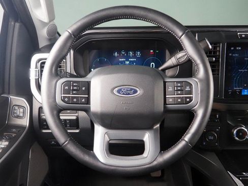 Used 2024 Ford F250 4x4 Crew Cab Lariat w/ FX4 Pkg w/ Chrome Package image 16
