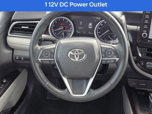 Used 2023 Toyota Camry XLE image 28