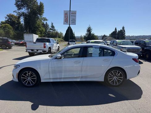 Used 2019 BMW 330i xDrive Sedan AWD/4WD image 5