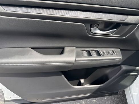 Certified 2024 Honda CR-V EX image 9
