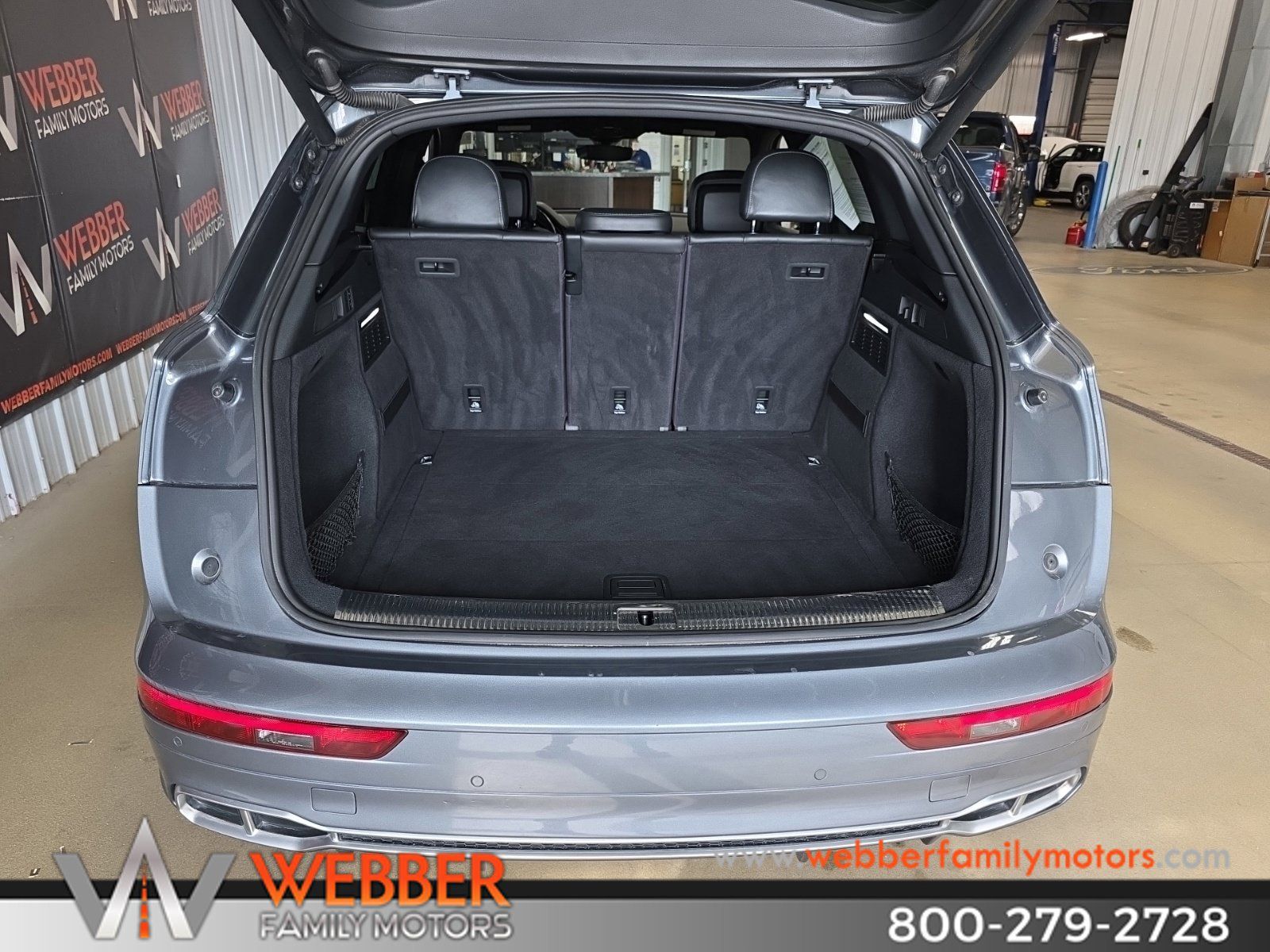 Used 2018 Audi SQ5 Premium Plus w/ S Sport Package AWD/4WD image 11