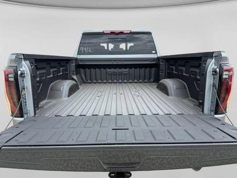 New 2026 GMC Sierra 2500 AT4 w/ AT4 Premium Plus Package AWD/4WD image 43