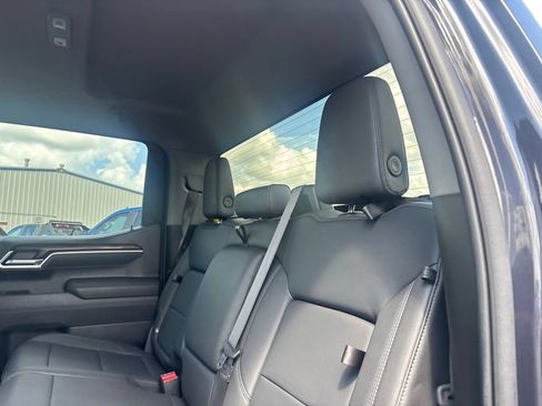 Used 2025 GMC Sierra 1500 SLT RWD image 29