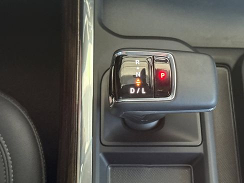 Used 2025 GMC Sierra 1500 Elevation w/ Elevation Premium Package AWD/4WD image 31