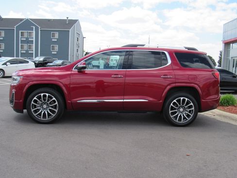 Used 2020 GMC Acadia Denali w/ Denali Ultimate Package AWD/4WD image 9