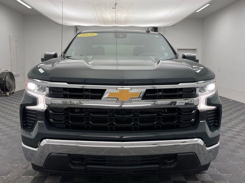 Used 2025 Chevrolet Silverado 1500 LT AWD/4WD image 12