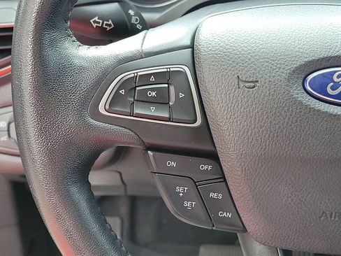 Used 2018 Ford Escape Titanium image 28