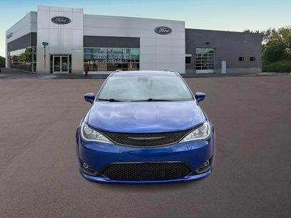Used 2020 Chrysler Pacifica Touring-L