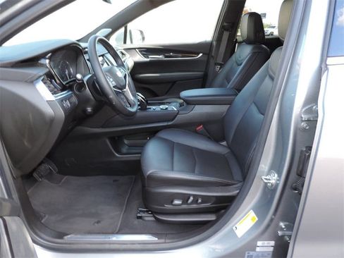 Certified 2025 Cadillac XT5 Premium Luxury image 18
