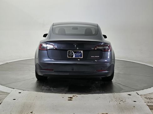 Used 2022 Tesla Model 3 Performance image 5