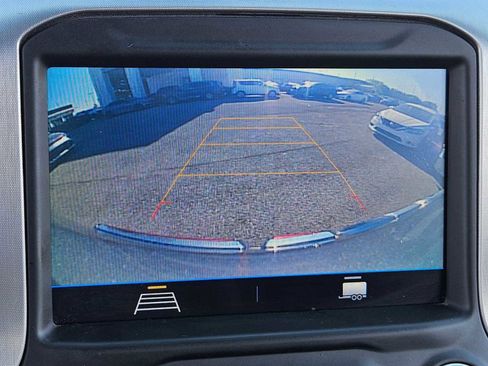 Used 2021 GMC Sierra 1500 Elevation image 19