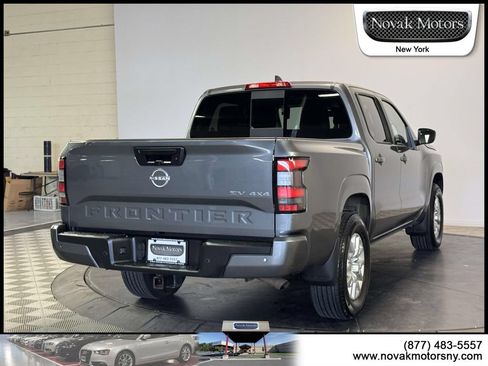 Used 2023 Nissan Frontier SV w/ SV Premium Package AWD/4WD image 11